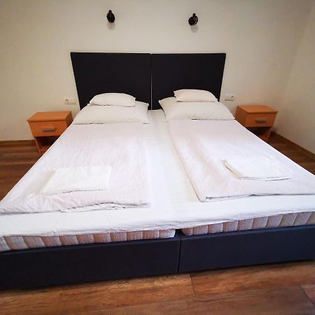 Máté apartman Gyula Kültér fotó